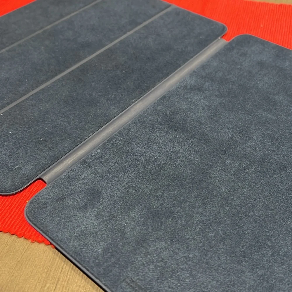 iPad 13” Smart Folio Case Cover
